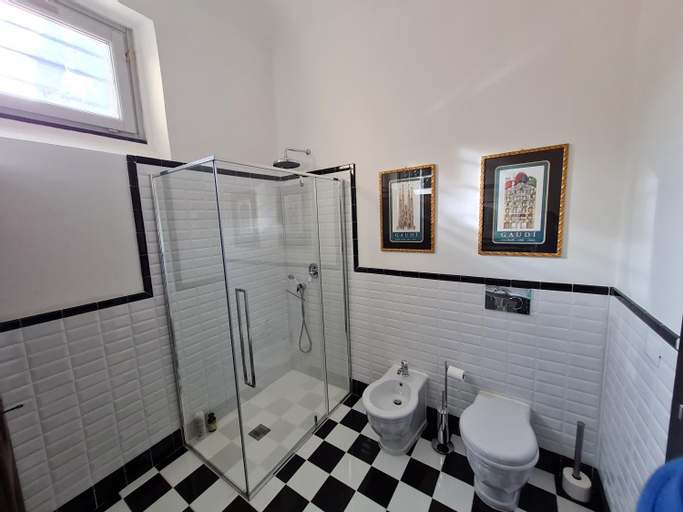 B&B Residenza d'epoca "La nostra casa tra le torri", Savona