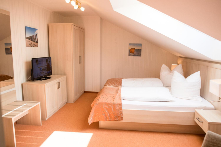 Bedroom 2, Alter Landkrug, Rendsburg-Eckernförde