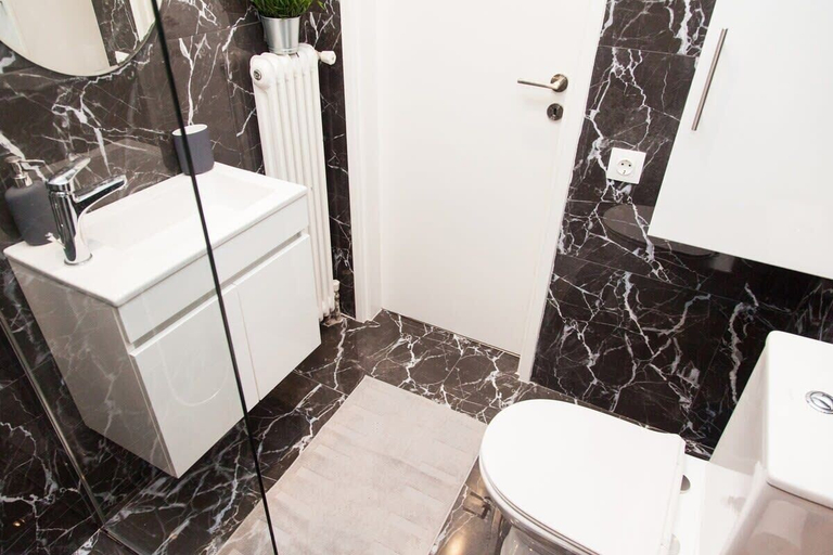 Bathroom 3, Comfortable Apartment in Athens Downtown, Attica