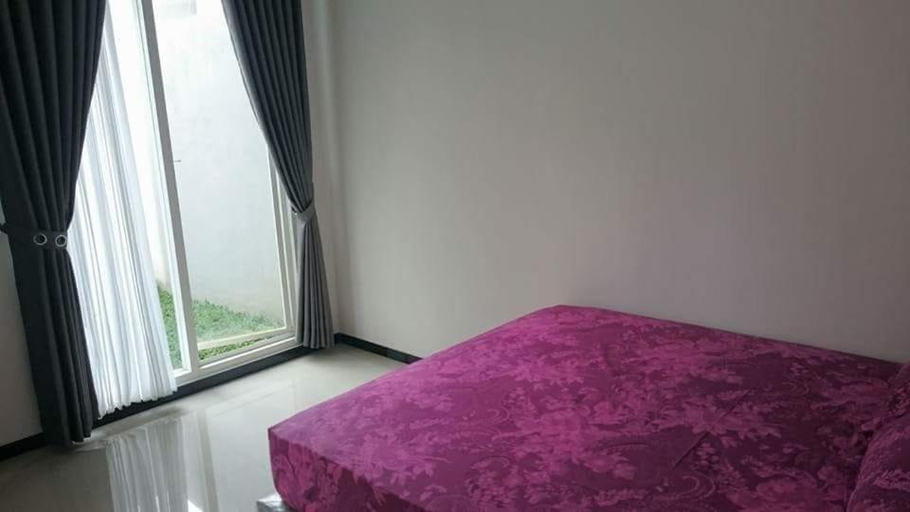 Bedroom 2, Villa Frengky , Malang
