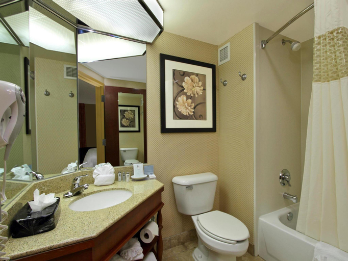 Bathroom 13