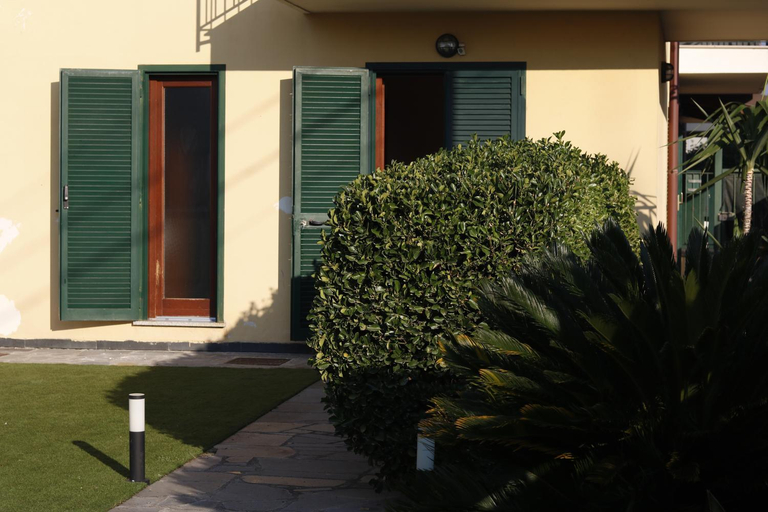 Others 2, CASA HYRIA, Napoli