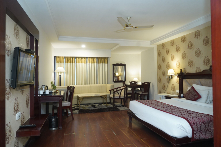 Bedroom 2, Hotel Deep Residency, Hardwar