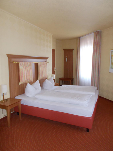 Bedroom 3, Berg-Gasthof Honigbrunnen, Görlitz