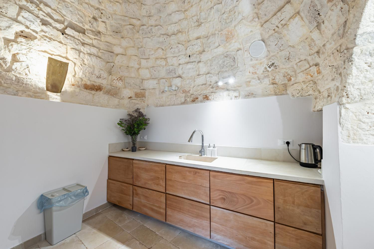 Bathroom 5, Trulli Garden Harmony by Rentbeat, Taranto