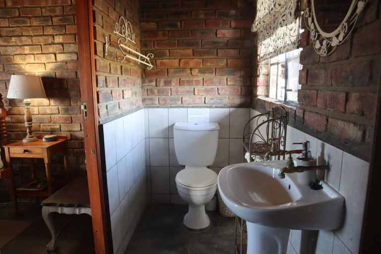 Bathroom 4, Wolvekraal Guest Farm, Central Karoo