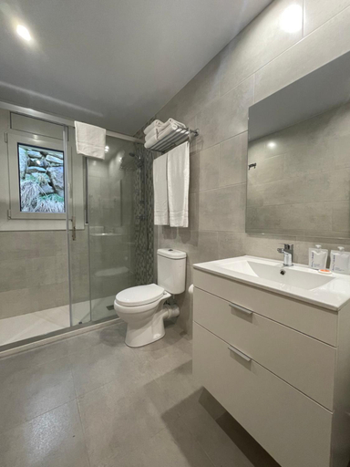 Bathroom 2, Pierre & Vacances Andorra Alba