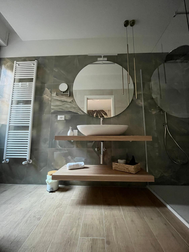 Others 5, Calari Rooms - Affittacamere, Bologna
