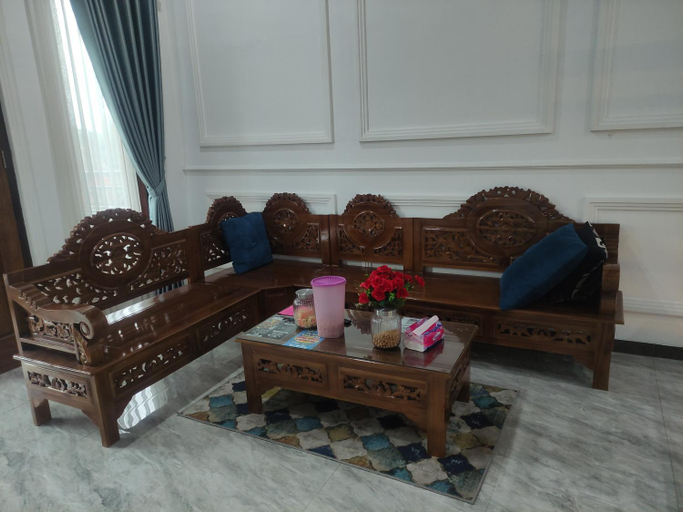 Others 2, Homestay Omah Putih, Magelang