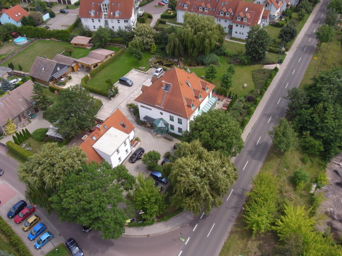 Exterior & Views 2, Hotel Landsberg, Saalekreis
