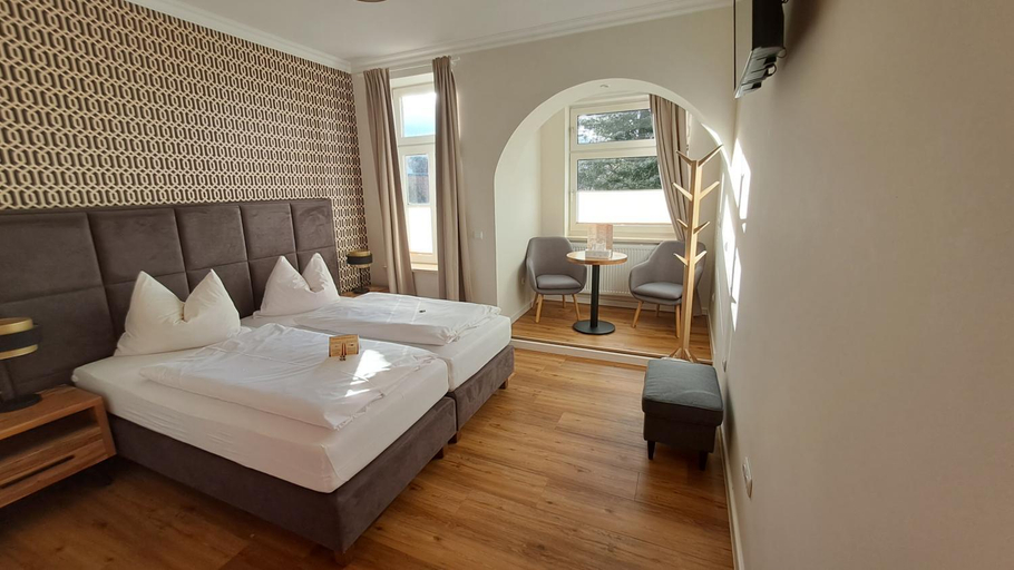 Bedroom 2, Hotel Kaiserhof, Goslar