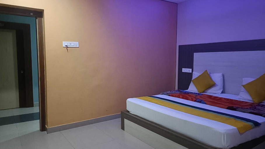 Others 3, Abhitej inn, Visakhapatnam
