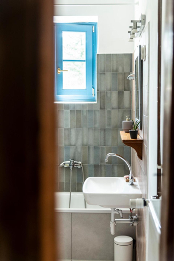 Bathroom 3, Liget Vendeghaz, Tapolca