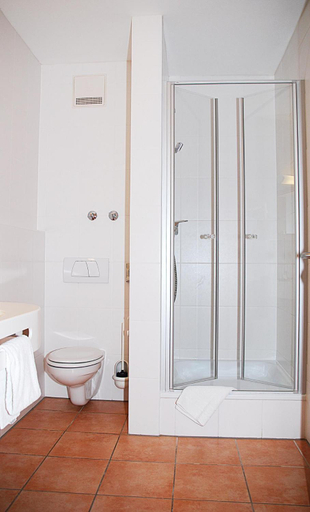Bathroom, Hotel Isartaler Hof, Bad Tölz-Wolfratshausen