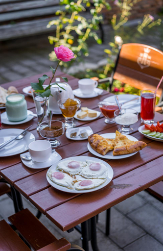Food & Drinks 5, Hotel History • სასტუმრო ისტორია, Signagi