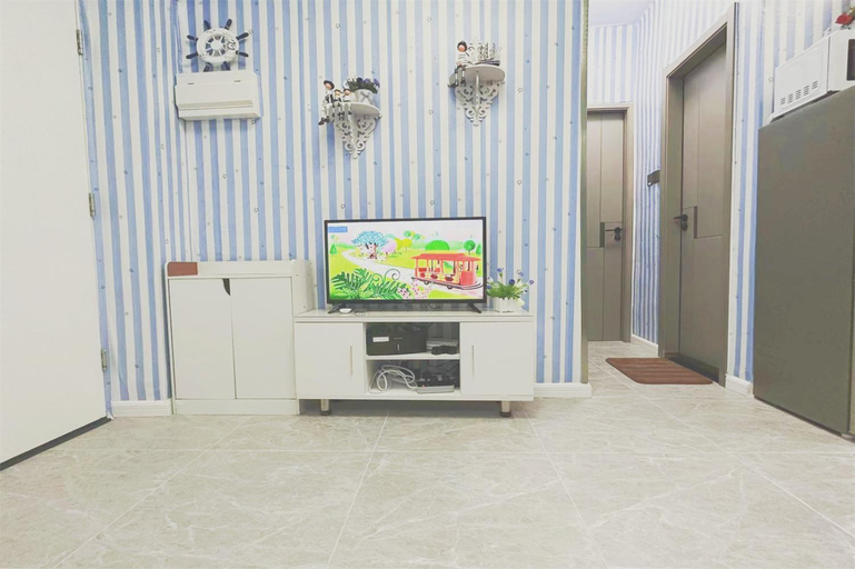 Others 3, apt 4BR10pax, 2bar ,1mins mtr, Kowloon