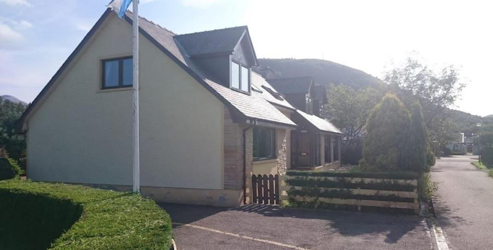 Others 3, Braemar House, Highland