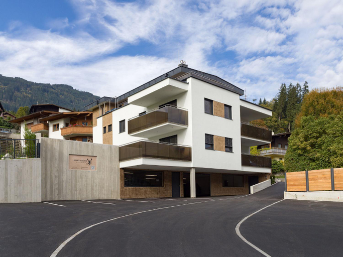 Others 4, Apart Klocker, Schwaz