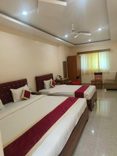 Bedroom 3, Hotel Rekha International, Nalanda