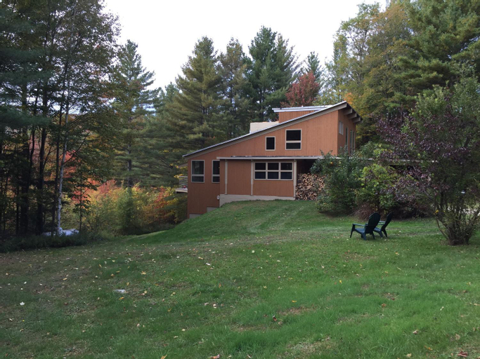Others 3, Crossett Hill Lodge, Washington