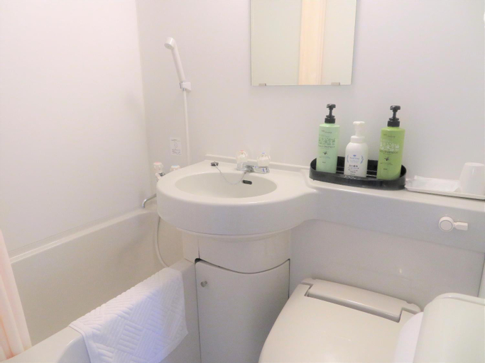 Bathroom 3