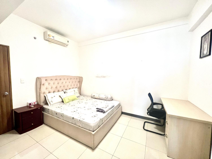 Bedroom 2, IMPERIAL PLACE - NATURAL POEM Beautiful view - Free swimming pool, gym, Binh Tan