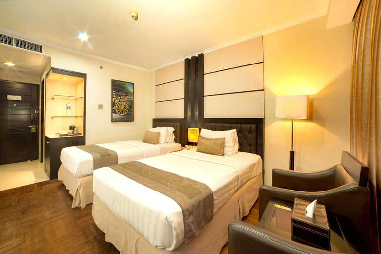 Bedroom 13