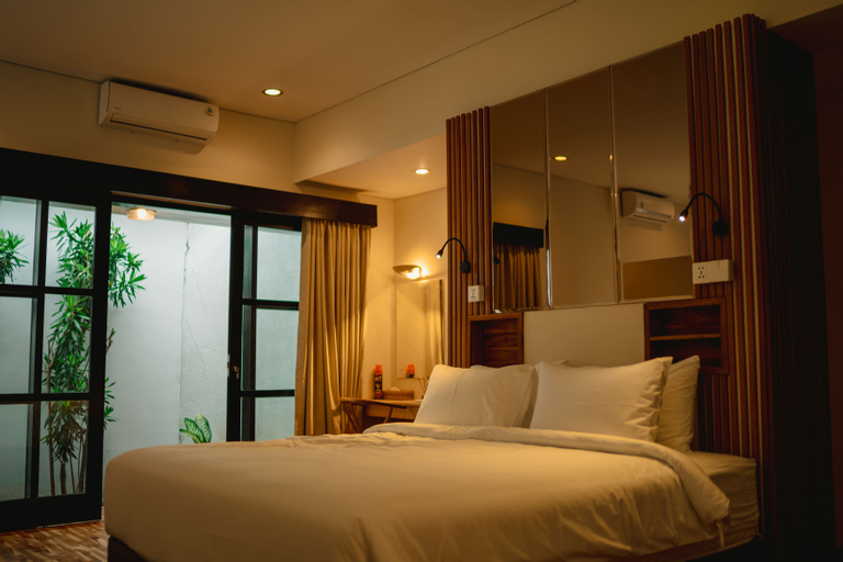 Bedroom 18