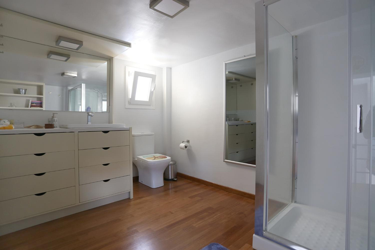 Bathroom 4, Thimari Sports & Spa with private pool and jacuzzi, Attica
