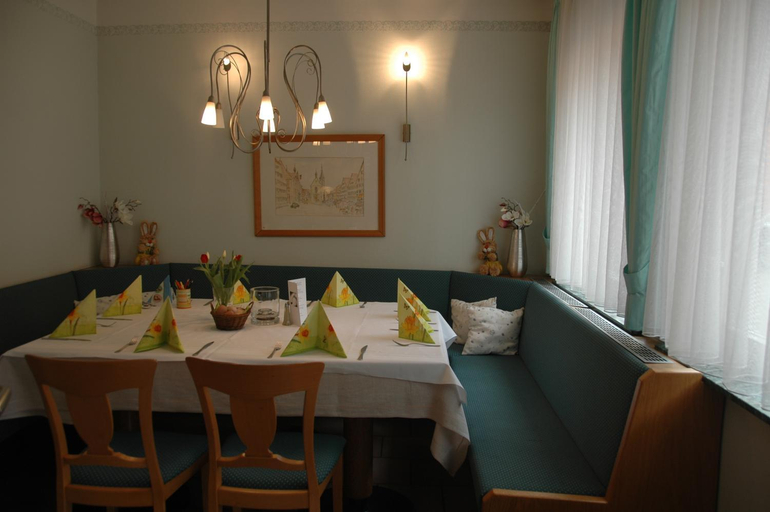 Food & Drinks 5, Hotel Wurttemberger Hof Garni, Tübingen