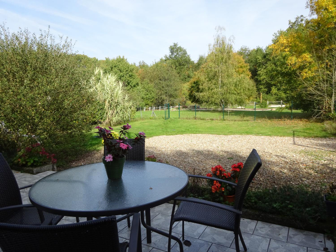 Others 3, Les chaumieres du Chene, Loir-et-Cher