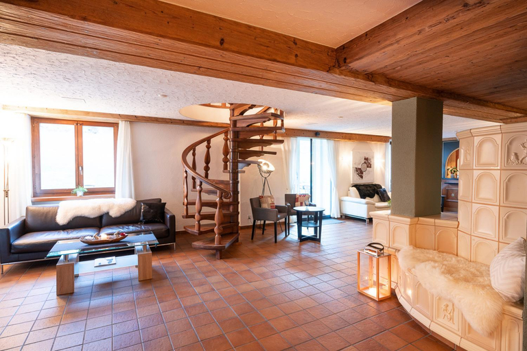 Public Area, Hotel Alpenhof, West Raron