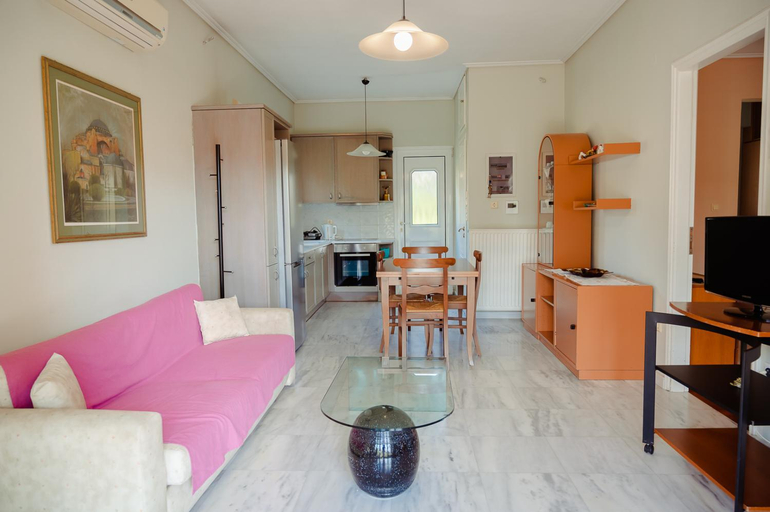 Others 4, Seafront Apartment, North Aegean