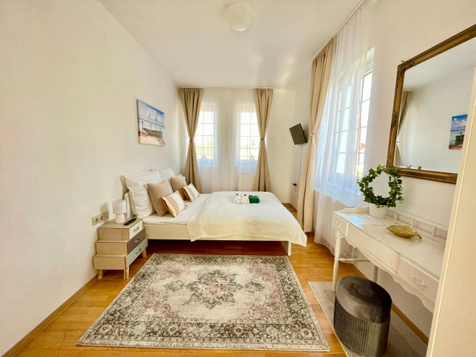 Others 5, Libas Apartman, Hévíz/Keszthely