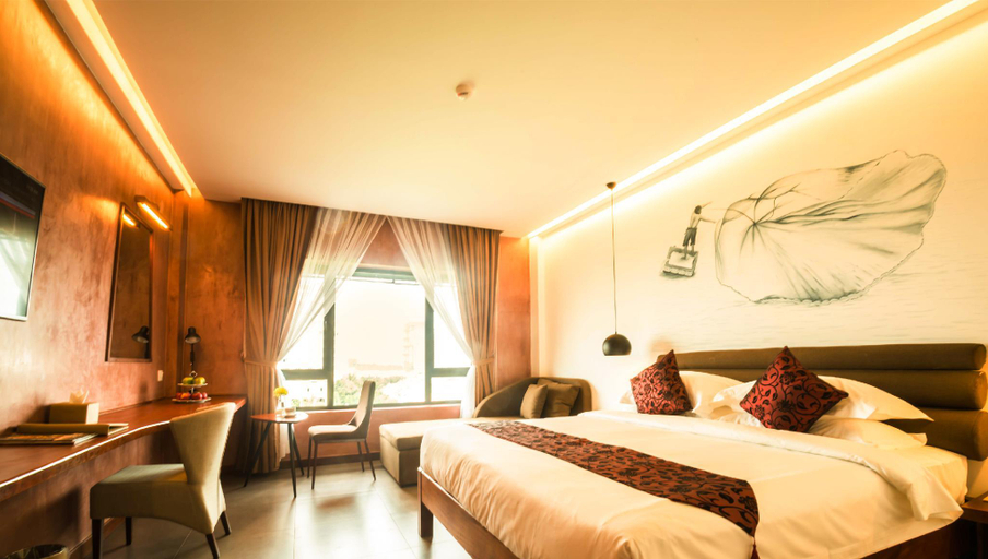 Bedroom 8