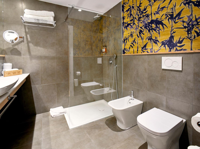 Bathroom 4, Hotel Bide Bide Tolosa, Guipúzcoa
