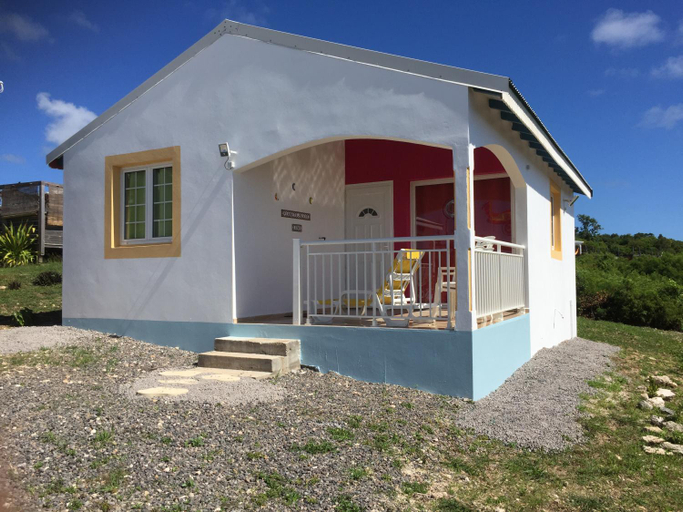 Others 3, Planete Bleue Habitation mes DESIRS, Grand-Bourg
