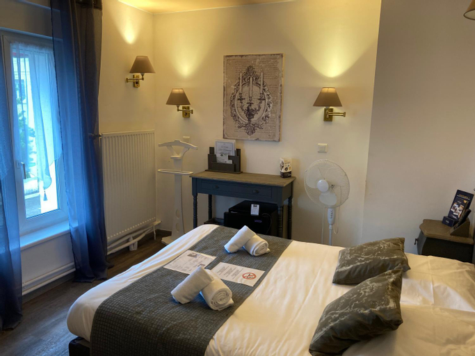 Bedroom 8