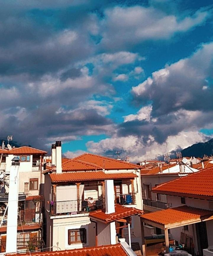 Others 5, Apollon inn, Central Greece