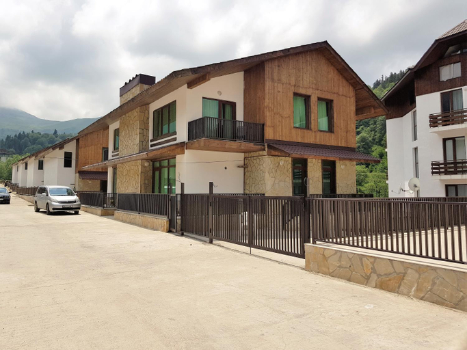 Others 3, Crystal Town House, Borjomi