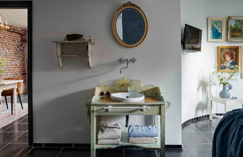 Bathroom 4, Gasterie Lieve Hemel, Sevenum