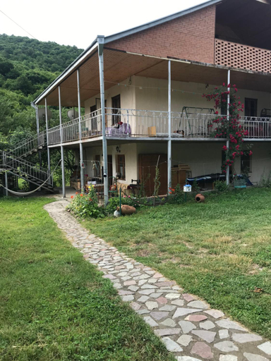 Others 4, Marine's Guest House, Dusheti