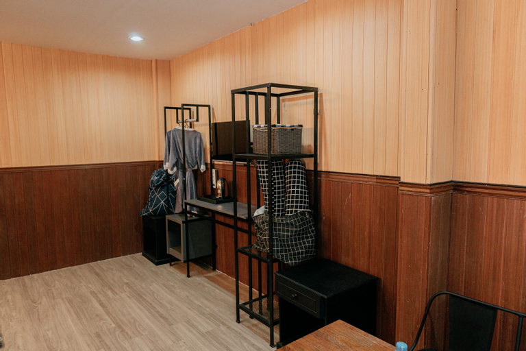 Bedroom 2, Sentral Boutique Hotel Kediri, Kediri