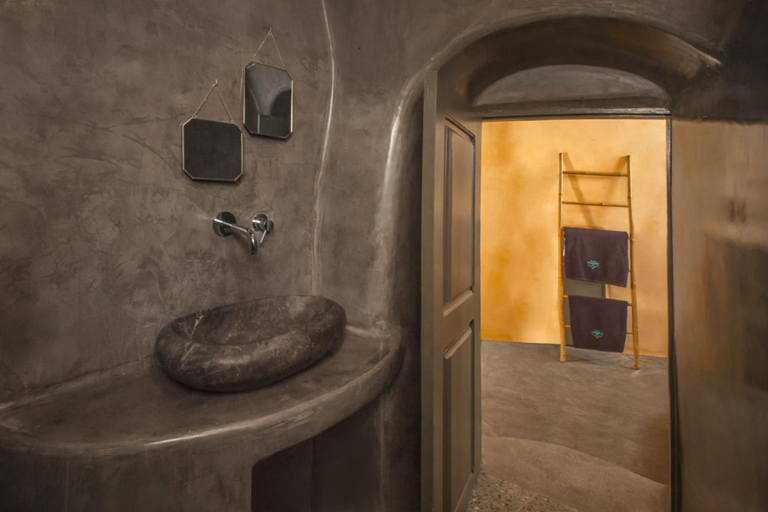 Bathroom 2, Sophia Privilege, South Aegean