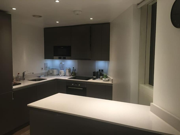 Others 4, GRAND SERVICED APARTMENTS*****, London