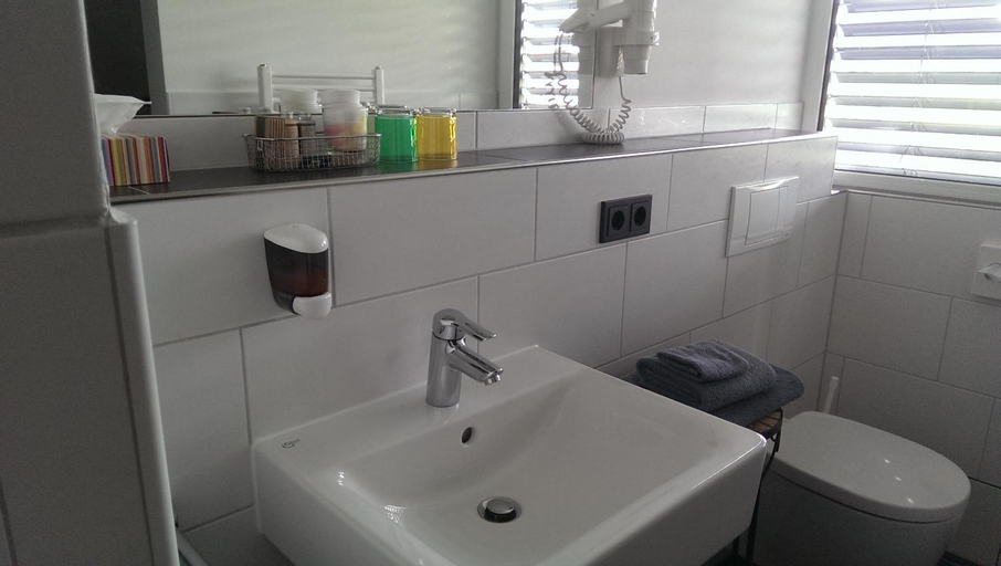 Bedroom 3, Hotel Zapa, Konstanz