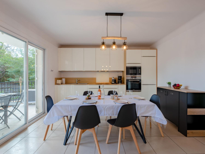 4, Apartment Le Cyrnos by Interhome, Var