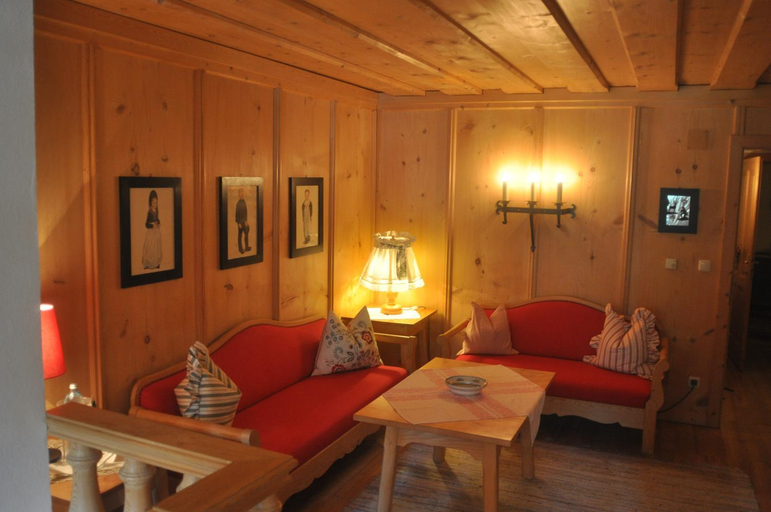 Public Area, Romantikhotel Almtalhof, Gmunden