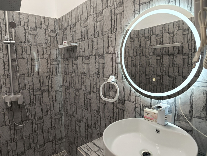 Bathroom 3, Zanzi Beach Hotel, Kaskazini 'A'