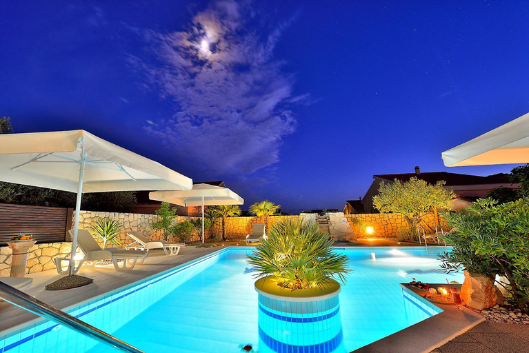 Others 4, Villa Dalmatina Zadar mit Pool, Zadar